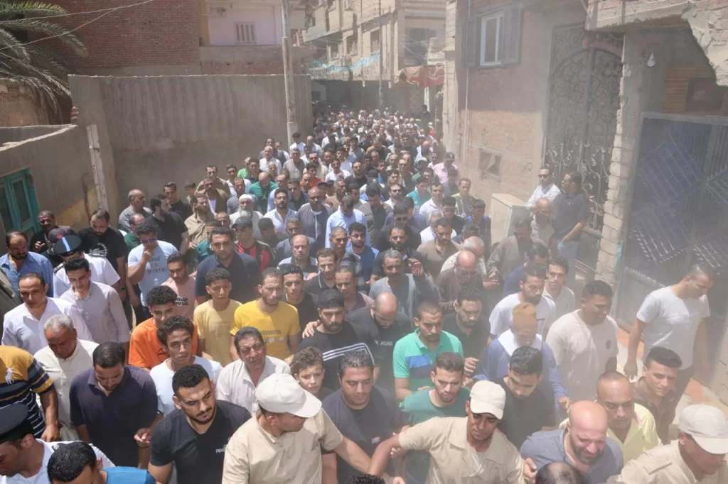 محافظ المنوفية يتقدم الجنازة العسكرية للرائد أحمد حافظ 3 - جريدة الجمهورية WhatsApp Image 2025 08 07 at 8.25.33 PM 3 - جريدة الجمهورية