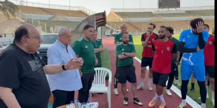 ثقة وتركيز: جلسة تحفيزية في المقاولون العرب قبل ضربة البداية بالدوري