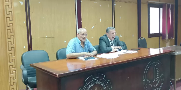 وكيل تعليم البحيرة يبحث استعدادات المدارس لاستقبال العام الدراسي الجديد 1 - جريدة الجمهورية وكيل تعليم البحيرة يبحث استعدادات المدارس لاستقبال العام الدراسي الجديد