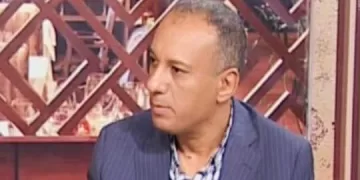 السجان: مواقع التواصل الاجتماعي تهدد التماسك الأسري والأمن القومى الدولى