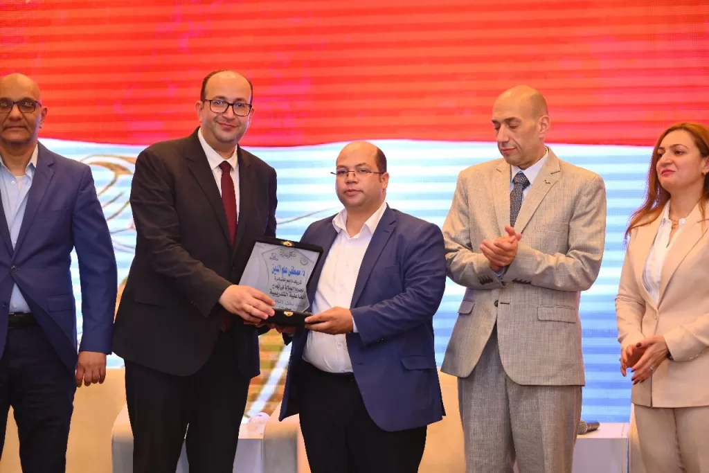 سوهاج تنهض بشبابها: طهطا تحتضن أكبر مؤتمر لتأهيل 1000 شاب مجانًا ضمن مبادرة «حكاية» 5 - جريدة الجمهورية WhatsApp Image 2025 08 14 at 6.50.20 PM - جريدة الجمهورية