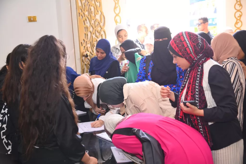 سوهاج تنهض بشبابها: طهطا تحتضن أكبر مؤتمر لتأهيل 1000 شاب مجانًا ضمن مبادرة «حكاية» 7 - جريدة الجمهورية WhatsApp Image 2025 08 14 at 6.50.23 PM - جريدة الجمهورية