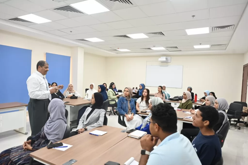 «كن مستعدًا»: جامعة الغردقة تؤهل مليون شاب لسوق العمل المستقبلي 3 - جريدة الجمهورية WhatsApp Image 2025 08 17 at 14.09.24 84f58aaf - جريدة الجمهورية