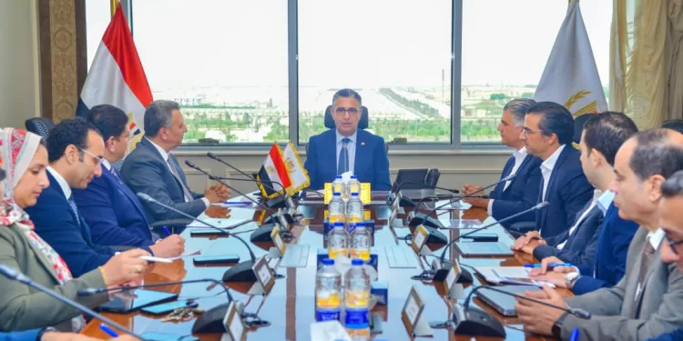 وزير التموين: المستودعات الاستراتيجية تؤمن المخزون السلعي 1 - جريدة الجمهورية «سلامة الغذاء»: إصدار 506 تصريح تصدير زراعي والبطاطس تترأس قائمة الصادرات