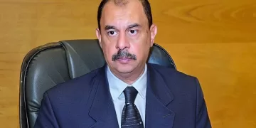 محافظ سوهاج يوجه بسرعة صرف الأسمدة ومتابعة المجمع الزراعي ببرديس وإحالة المخالفات للنيابة