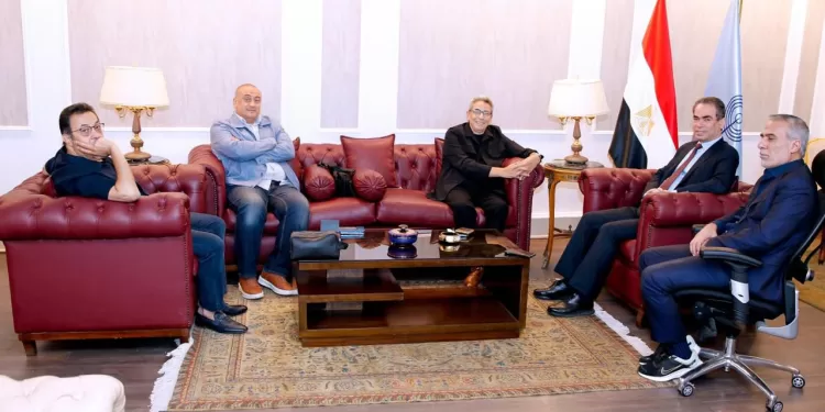 نائب حاكم الشارقة يزور العاصمة الإدارية الجديدة ويشيد بمشروعاتها العملاقة