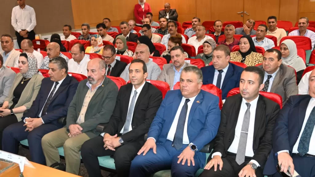 محافظ البحيرة تشهد ندوة «الرقابة الإدارية» لترسيخ قيم الشفافية ومكافحة الفساد 4 - جريدة الجمهورية WhatsApp Image 2025 08 18 at 6.18.14 PM - جريدة الجمهورية