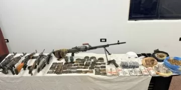 بهدف الاستيلاء على أموالهم «بالفهلوة».. سيدة سوهاج تخدع الشباب بشهادات تعليمية «مضروبة»