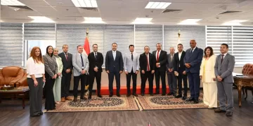 وزير الشباب والرياضة يطلق مبادرات جديدة لربط المصريين بالخارج بالوطن