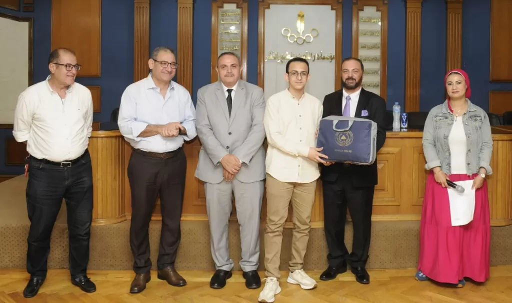 «الجمهورية».. تواصل الاحتفال بالمتفوقين: المعهد العالي للحاسب الآلي وإدارة الأعمال بالزرقا يكرم أوائل الثانوية 4 - جريدة الجمهورية WhatsApp Image 2025 08 26 at 10.36.01 PM - جريدة الجمهورية