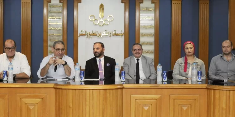 «الجمهورية».. تواصل الاحتفال بالمتفوقين: المعهد العالي للحاسب الآلي وإدارة الأعمال بالزرقا يكرم أوائل الثانوية