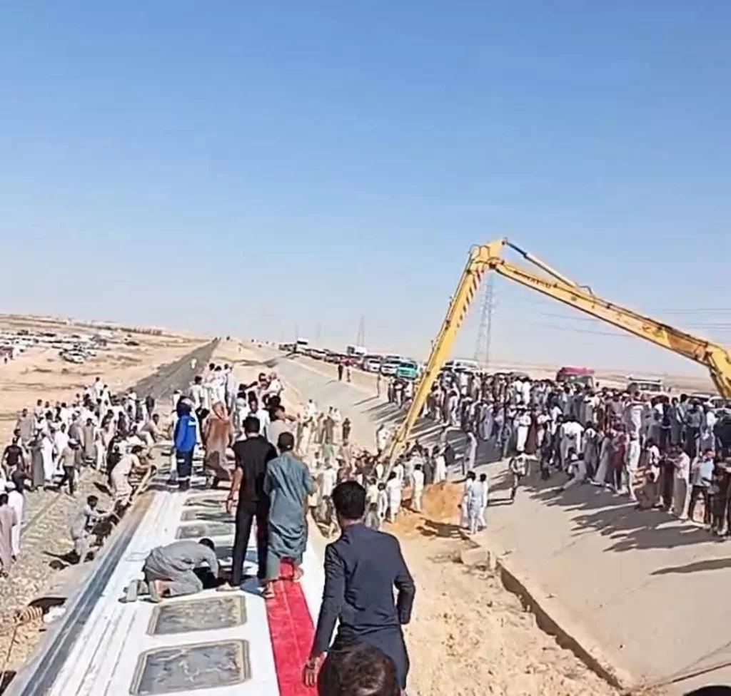 وفاة 3 وإصابة 94 راكب في حادث انقلاب قطار مطروح 4 - جريدة الجمهورية WhatsApp Image 2025 08 30 at 5.57.37 PM 1 - جريدة الجمهورية