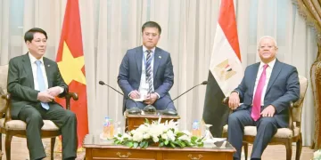  «جبالى وعبدالرازق» يستقبلان الرئيس الفيتنامى: توافق مصر وفيتنام على دعم السلام فى الشرق الأوسط