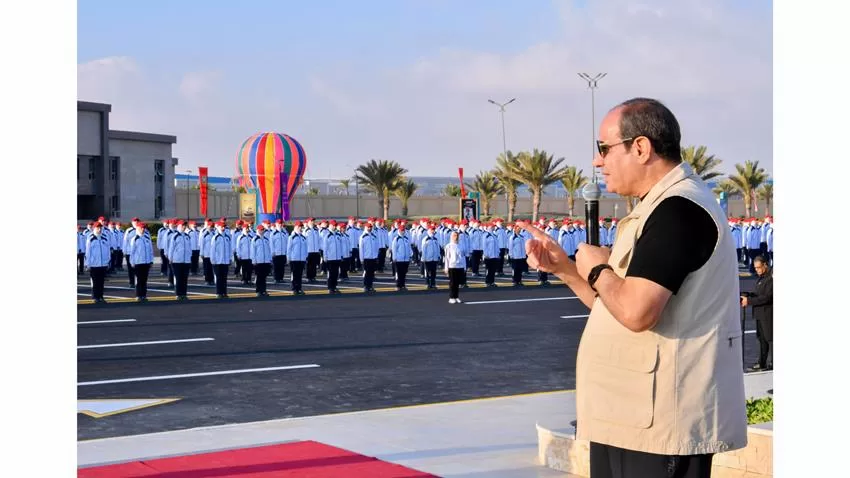 فيديو| زيارة الرئيس عبد الفتاح السيسي للأكاديمية العسكرية المصرية بمقر القيادة الاستراتيجية في العاصمة 14 - جريدة الجمهورية 0 1 jpg - جريدة الجمهورية