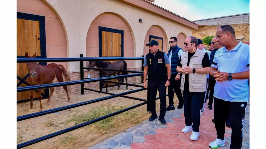 فيديو| زيارة الرئيس عبد الفتاح السيسي للأكاديمية العسكرية المصرية بمقر القيادة الاستراتيجية في العاصمة 4 - جريدة الجمهورية 0 16 jpg - جريدة الجمهورية