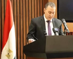 المهيري: كلمة «السيسي» بقمة الدوحة تؤسس لموقف جماعي للدفاع عن الكرامة العربية