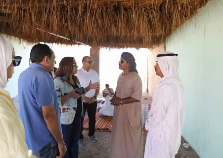 «د. منال عوض» توجه بتخصيص وحدات سكنية ودراسة الطاقة الشمسية لأهالي «وادي مجيرح» 2 - جريدة الجمهورية 1 158 - جريدة الجمهورية