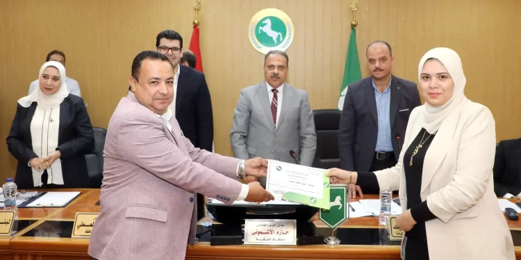 شهادات تقدير للفائزين في مسابقة التميز الإعلامي بالشرقية 1 - جريدة الجمهورية شهادات تقدير للفائزين في مسابقة التميز الإعلامي بالشرقية