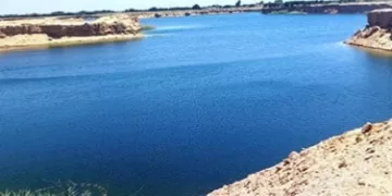 محافظة المنيا تحذر الأهالي من التعامل مع مياه بحيرة البهنسا