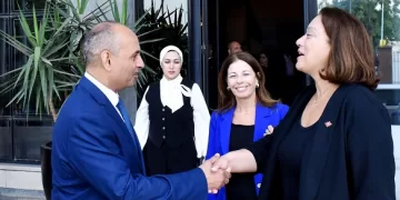 خلال زيارة «هيئة الاستثمار».. الوفد التونسي يُشيد بالتطوير المؤسسي والتحول الرقمي في مصر
