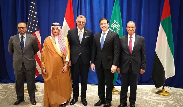 وزير الخارجية لـ «روبيو وويتكوف ووالتز»: ضرورة تكثيف الجهود لوقف نزيف الدماء ومنع تهجير الفلسطينيين