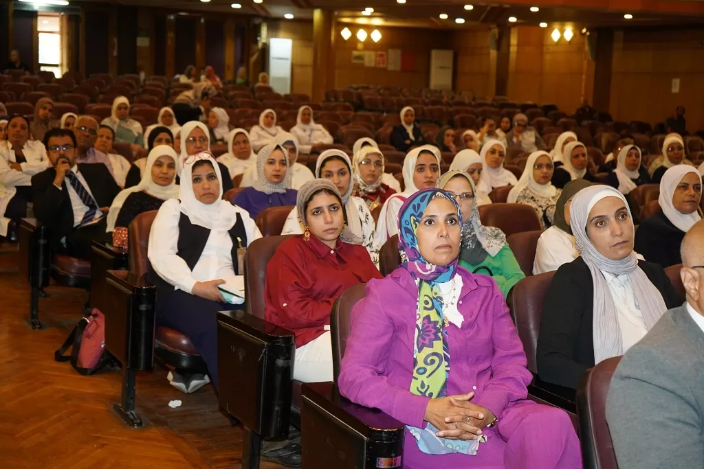 إحتفالية اليوم العالمي لسلامة المريض بمستشفيات كلية طب جامعة القاهرة 11 - جريدة الجمهورية 14 2 - جريدة الجمهورية