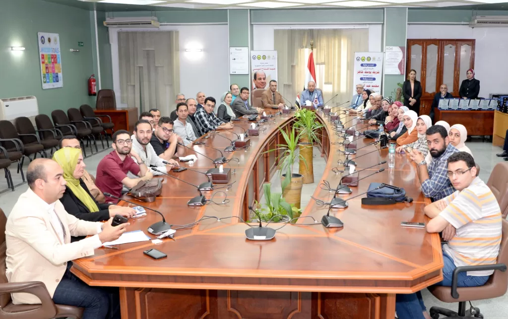 رئيس جامعة المنصورة يكرم أعضاء قافلة «جسور الخير» في شمال سيناء 2 - جريدة الجمهورية 2 14 - جريدة الجمهورية