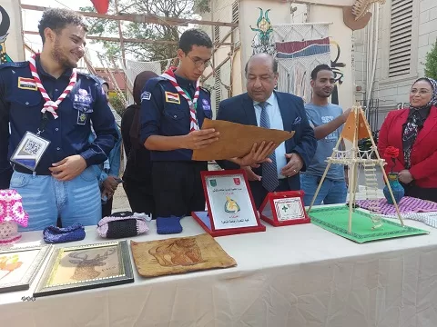 الأسبوع الثاني من الدراسة.. جامعة القاهرة تواصل الأنشطة الطلابية لـ «بناء الشخصية» 3 - جريدة الجمهورية 2 165 - جريدة الجمهورية
