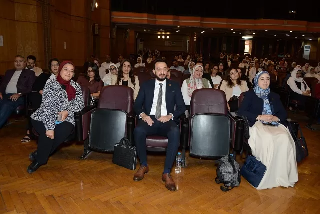 إحتفالية اليوم العالمي لسلامة المريض بمستشفيات كلية طب جامعة القاهرة 8 - جريدة الجمهورية 21 1 - جريدة الجمهورية