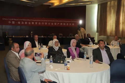 انعقاد جلسة استماع حول خطة تطوير«1.864 مليون» م² بشمال غرب خليج السويس 4 - جريدة الجمهورية 4 111 - جريدة الجمهورية