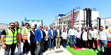 «وزير الإسكان» و«محافظ البحيرة» يفتتحان محطة معالجة الصرف الصحي بمركز بدر