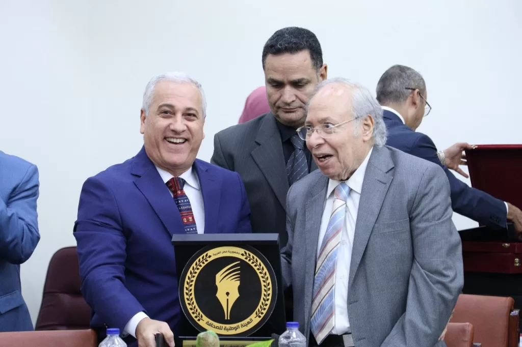 الهيئة الوطنية للصحافة تبحث آليات مواكبة التحديات الرقمية في الإعلام 4 - جريدة الجمهورية 540704644 1243414674465735 3870805222292515047 n - جريدة الجمهورية