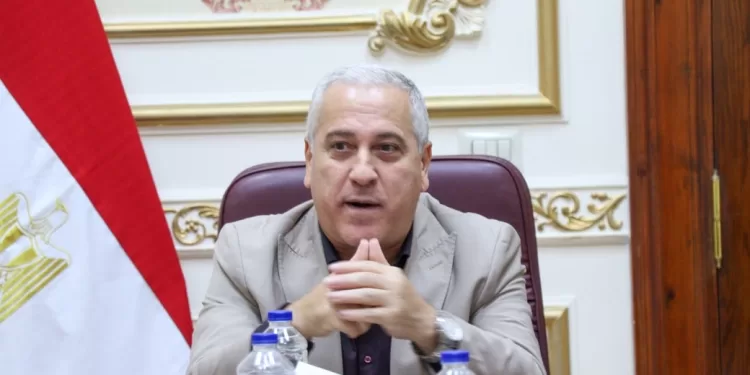 الشوربجى: اهتمام كبير برفع مستوى العنصر البشري.. ودورات تدريبية متخصصة في الذكاء الاصطناعي