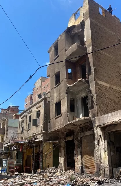 إزالة عقارين بشارعي خوفو وكورنيش كرموز في الإسكندرية. 5 - جريدة الجمهورية 6 10 - جريدة الجمهورية
