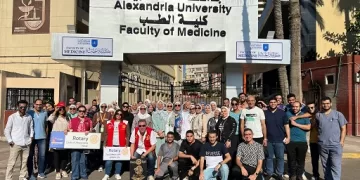 القافلة الطبية الأولى لجامعة الإسكندرية تقدم خدماتها لـ «650» مواطنًا في قرية «أبيس 7»