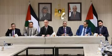 شيوخ وعشائر «غزة» يؤكدون: «مصر» هي المدافع الأول عن الفلسطينيين