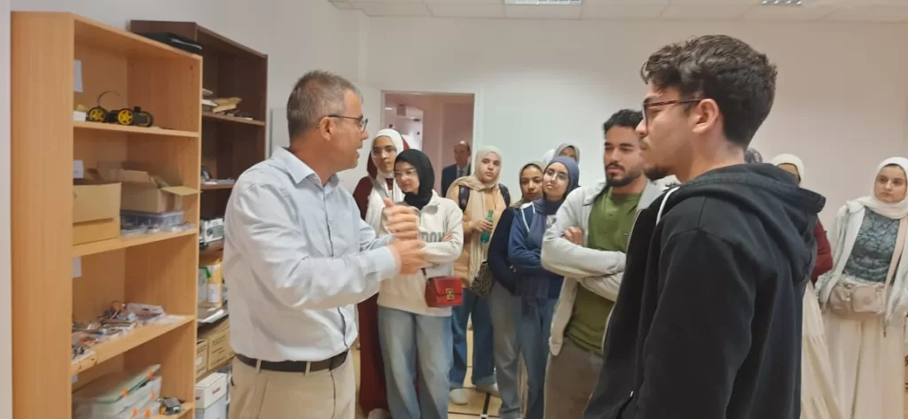 أوائل الثانوية العامة في ضيافة الجامعة الألمانية ببرلين: رسالة تفوق وولاء للوطن 10 - جريدة الجمهورية IMG 20250903 WA0374 - جريدة الجمهورية