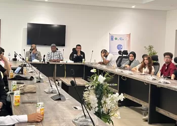 «الدقهلية» تواصل حملاتها للتوعية بمخاطر التغير المناخي ودور الدولة في مواجهتها 4 - جريدة الجمهورية «الدقهلية» تواصل حملاتها للتوعية بمخاطر التغير المناخي ودور الدولة في مواجهتها