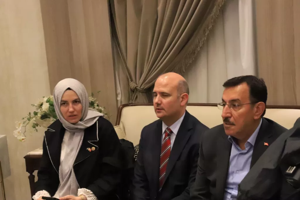 محافظ شمال سيناء يستقبل وفد برلماني تركي 25 - جريدة الجمهورية IMG 20250908 WA0611 - جريدة الجمهورية