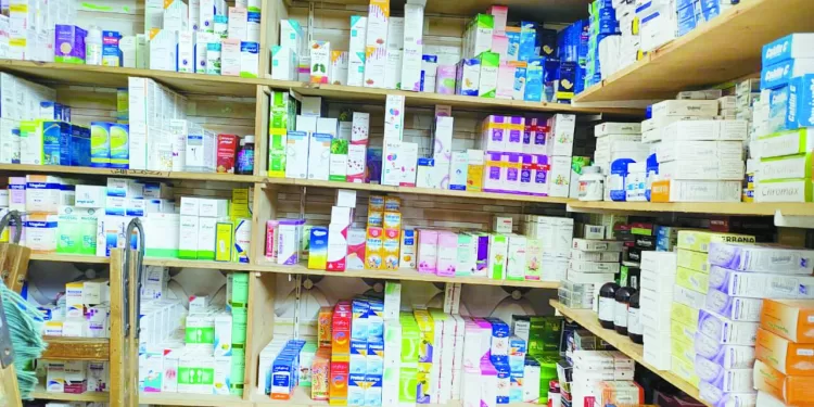 سحب الأدوية منتهية الصلاحية.. حماية للمواطن 1 - جريدة الجمهورية الصدارة.. عربية