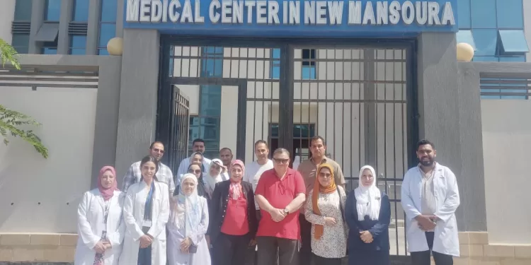 وكيل صحة الدقهلية يقود حملة مفاجئة على منشآت صحية بجمصة والمنصورة الجديدة 1 - جريدة الجمهورية وكيل صحة الدقهلية يقود حملة مفاجئة على منشآت صحية بجمصة والمنصورة الجديدة