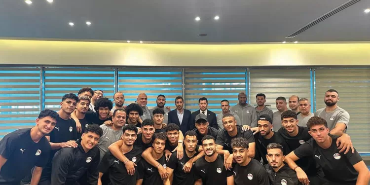 وزير الرياضة يحفز لاعبى منتخب الشباب 1 - جريدة الجمهورية بيراميدز يحلم بإنجاز جديد أمام أوكلاند سيتى