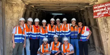 مدير تعليم القليوبية يُكَرِّم الفائزين في «معرض إيسف»