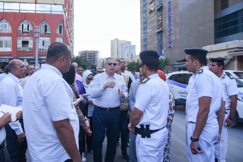 محافظ الإسكندرية يضع حدًا للتعديات: مهلة 24 ساعة للكافيهات قبل الإزالة ونقل موقف الأتوبيسات 6 - جريدة الجمهورية IMG 20250914 WA0231 - جريدة الجمهورية