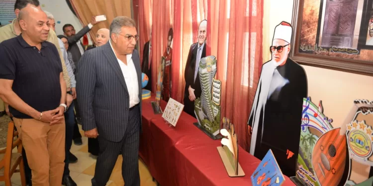 محافظ الدقهلية يتفقد المدارس: «التعليم هو الركيزة الأساسية لتقدم الدول» 1 - جريدة الجمهورية محافظ الدقهلية يتفقد المدارس: «التعليم هو الركيزة الأساسية لتقدم الدول»