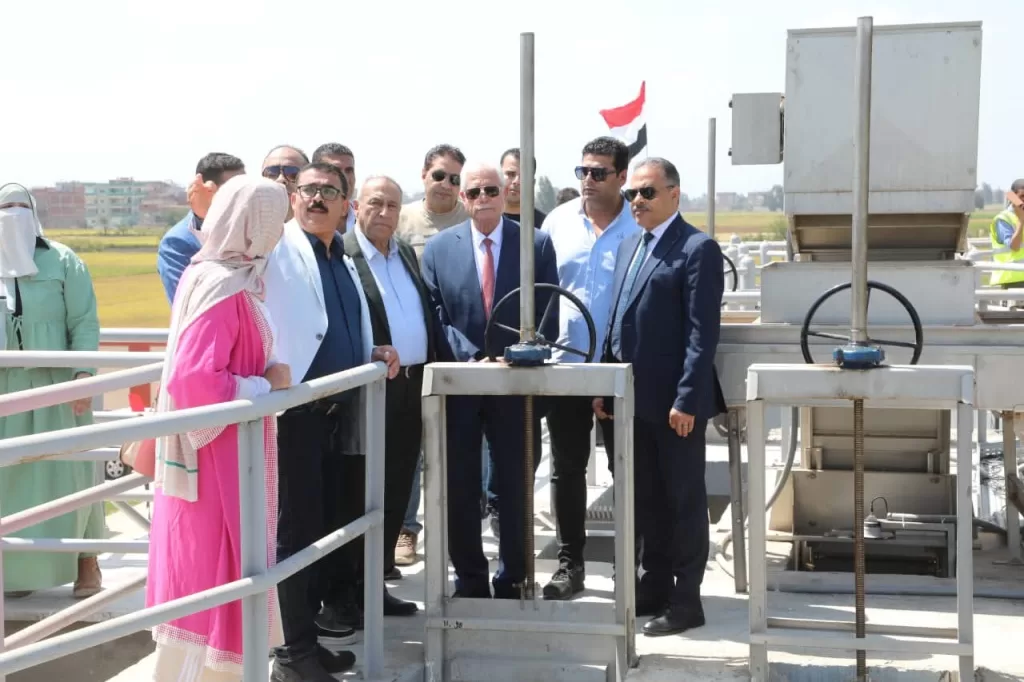 مستشار الرئيس ومحافظ الشرقية يتفقدان محطة صرف صحي جديدة بتكلفة 100 مليون جنيه 4 - جريدة الجمهورية IMG 20250915 WA0154 - جريدة الجمهورية