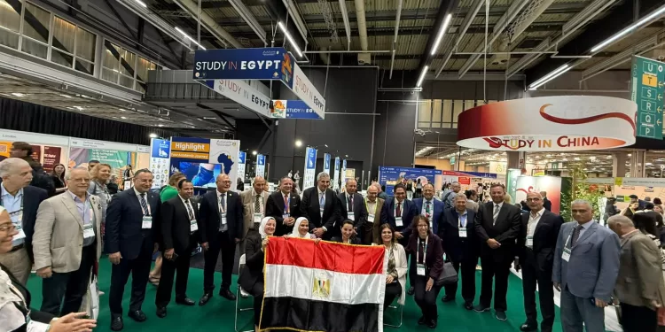 جامعة حلوان: شراكات استراتيجية لتعزيز التعليم والبحث العلمي في المعرض الدولي بالسويد 1 - جريدة الجمهورية جامعة حلوان: شراكات استراتيجية لتعزيز التعليم والبحث العلمي في المعرض الدولي بالسويد