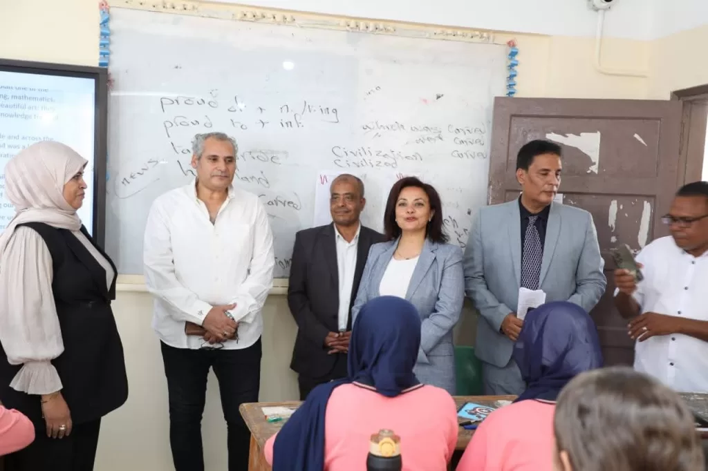 نائب وزير التعليم ونائب محافظ البحر الأحمر يتفقدان مدارس الغردقة ويتابعان انضباط العام الدراسي الجديد 4 - جريدة الجمهورية IMG 20250921 WA0244 - جريدة الجمهورية