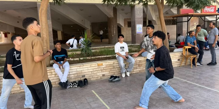 جامعة حلوان تستقبل العام الجامعي الجديد بمهرجان رياضي حماسي