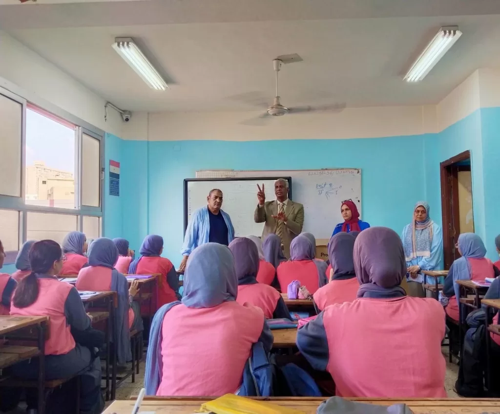99% حضور.. مدارس المعادي تفتتح العام الدراسي بـ«نسبة قياسية» وتُنهي توزيع الكتب في اليوم الأول 3 - جريدة الجمهورية IMG 20250925 WA0157 - جريدة الجمهورية